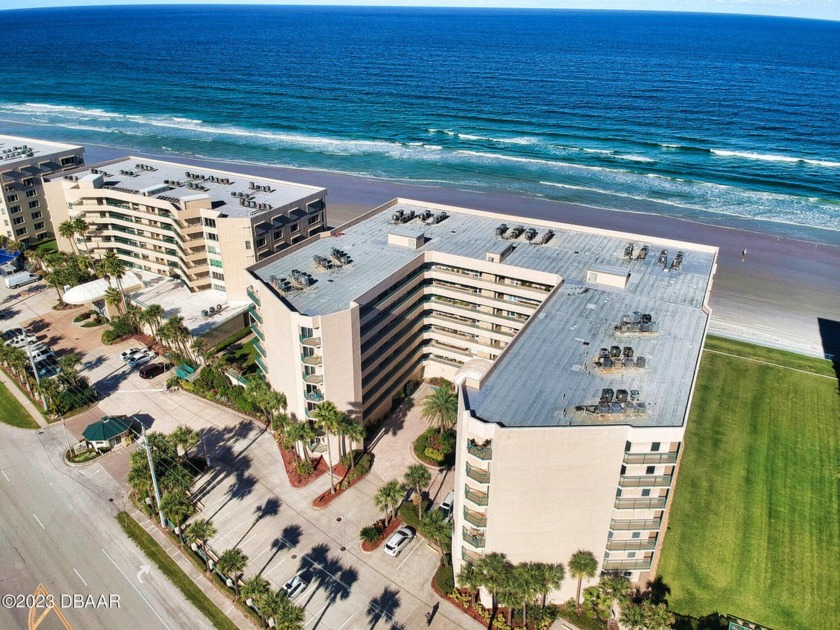 DRASTIC REDUCTION! ACT FAST NOWSpacious 3BR oceanside unit - Beach Condo for sale in Ponce Inlet, Florida on Beachhouse.com