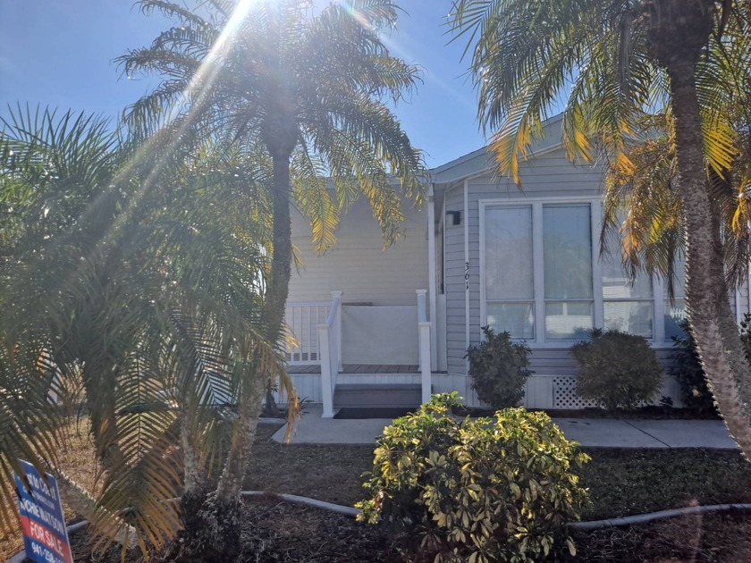 Great Location,Situated on a Corner Lot ! Has Central AC/Heat - Beach Home for sale in Port Charlotte, Florida on Beachhouse.com