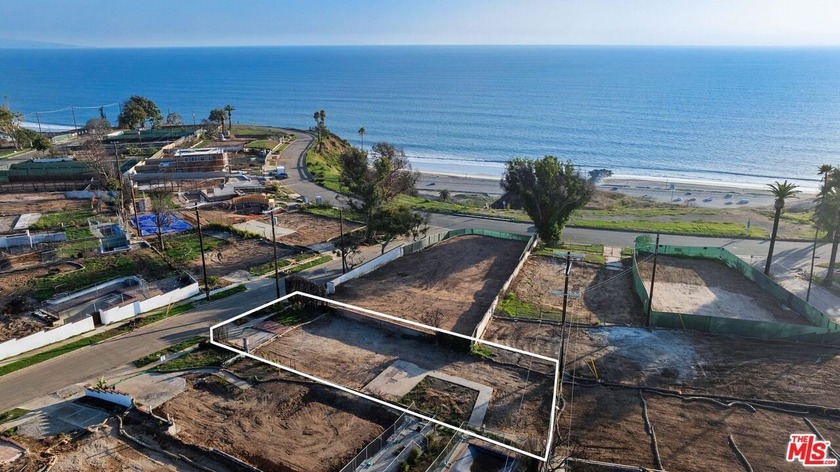 Incredible opportunity to rebuild in the heart of the Pacific - Beach Lot for sale in Pacific Palisades, California on Beachhouse.com