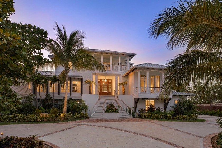 Spectacular 1.65-Acre Bayfront Estate in Islamorada, Florida - Beach Home for sale in Lower Matecumbe Key, Florida on Beachhouse.com