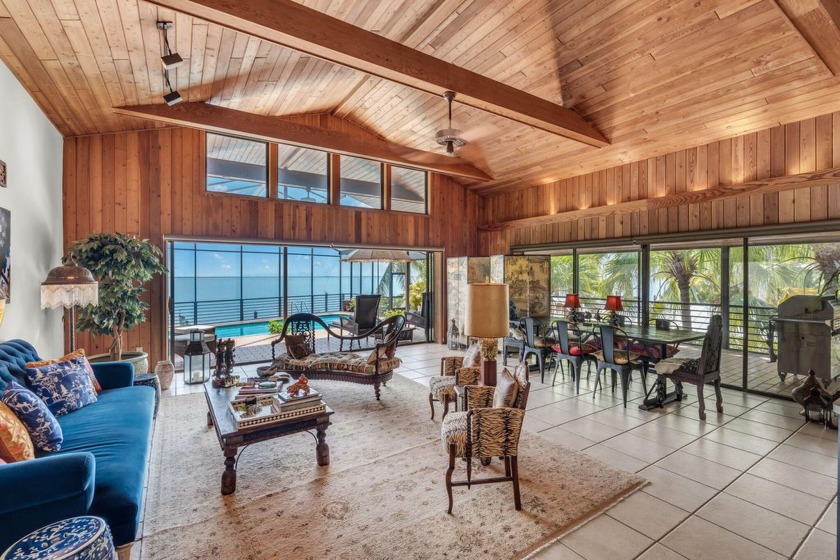 Outstanding Bay Views and Luxe Waterfront Living in Key - Beach Home for sale in Key Largo, Florida on Beachhouse.com