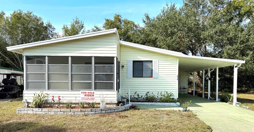 **Charming 1988 "HARBOR" Home for Sale**  Discover - Beach Home for sale in Largo, Florida on Beachhouse.com