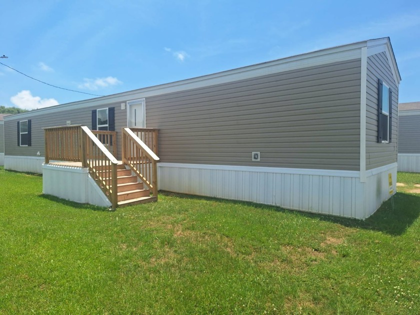 Welcome to Creekside Willows, a clean, well-kept RV and - Beach Home for sale in Gulfport, Mississippi on Beachhouse.com