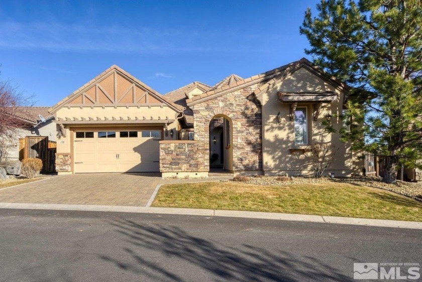 *OPEN HOUSE SAT 11-1 Luxury living in Somersett! Single Story - Beach Home for sale in Reno, Nevada on Beachhouse.com