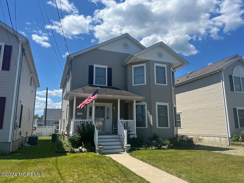 Here it is! This 4 Bed 2.5 bath home is located just a short - Beach Home for sale in Belmar, New Jersey on Beachhouse.com