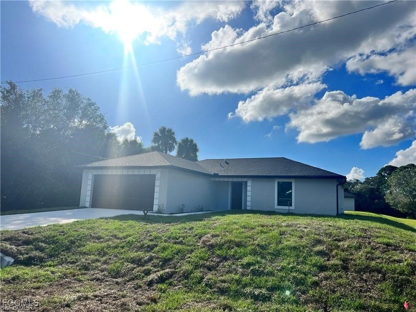 Amazing investment opportunity . Rented for next 12 month to a - Beach Home for sale in Lehigh Acres, Florida on Beachhouse.com