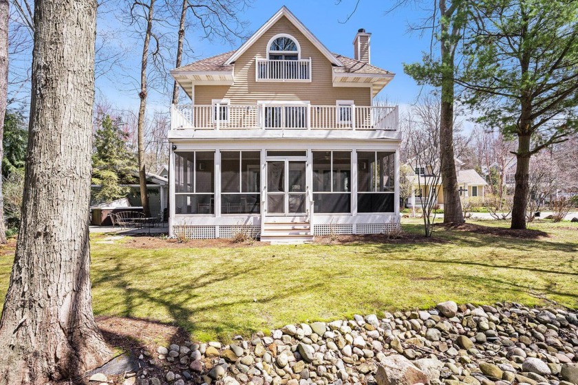 Here is your South Haven home, this home offers a spacious, open - Beach Home for sale in South Haven, Michigan on Beachhouse.com