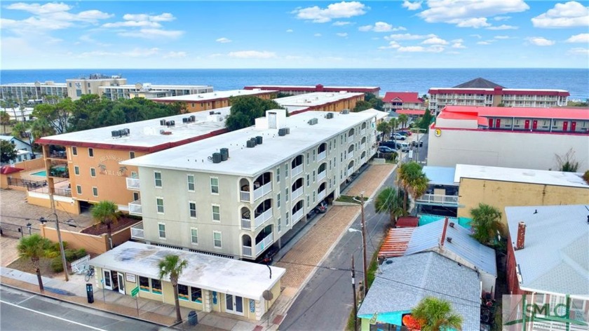 Great 3Bd / 2Ba condo located in the middle of everything that - Beach Condo for sale in Tybee Island, Georgia on Beachhouse.com