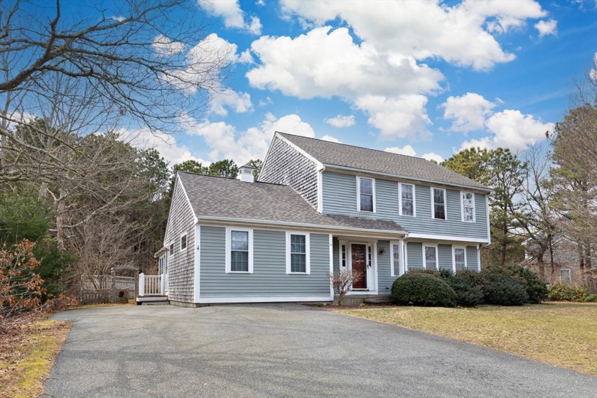 Great Opportunity to own 4 bedroom/3 bath home on quiet street - Beach Home for sale in Mashpee, Massachusetts on Beachhouse.com