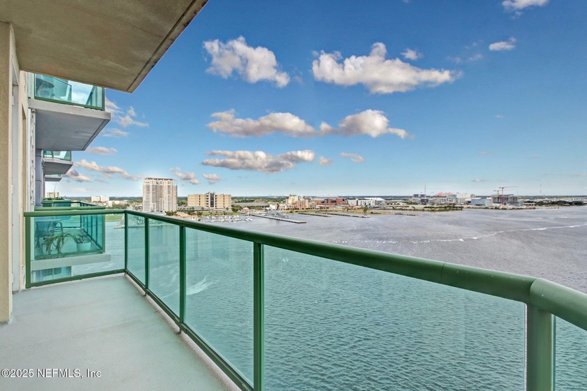 Beautifully updated and move-in ready, this stunning 2-bedroom - Beach Condo for sale in Jacksonville, Florida on Beachhouse.com