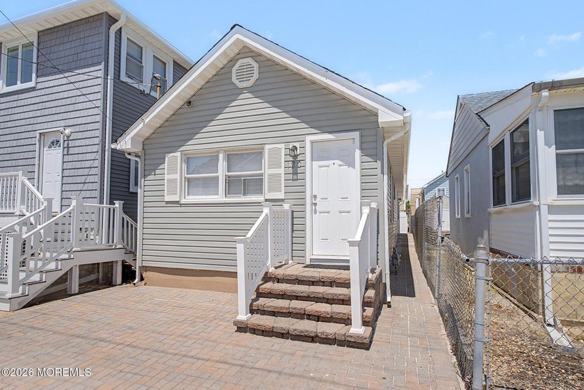 Wow!!! 2 for the price of one. Beautifully maintained and ready - Beach Home for sale in Seaside Heights, New Jersey on Beachhouse.com
