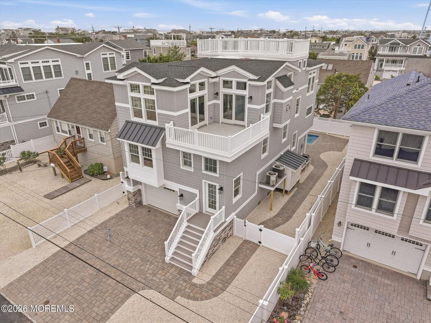 Beautiful new bayside construction in the heart of Brant Beach - Beach Home for sale in Long Beach Island, New Jersey on Beachhouse.com