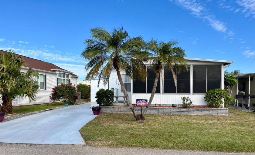 Newly listed at 965 Trinidad in the 55+ Resort Community of Bay - Beach Home for sale in Venice, Florida on Beachhouse.com