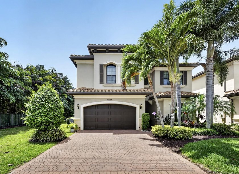 Welcome to this stunning Somerset model pool home on a serene - Beach Home for sale in Delray Beach, Florida on Beachhouse.com