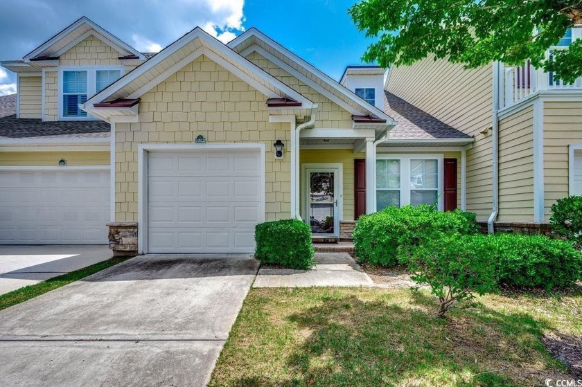 Gorgeous  townhome in Windsor Park at  Berkshire Forest area of - Beach Condo for sale in Myrtle Beach, South Carolina on Beachhouse.com