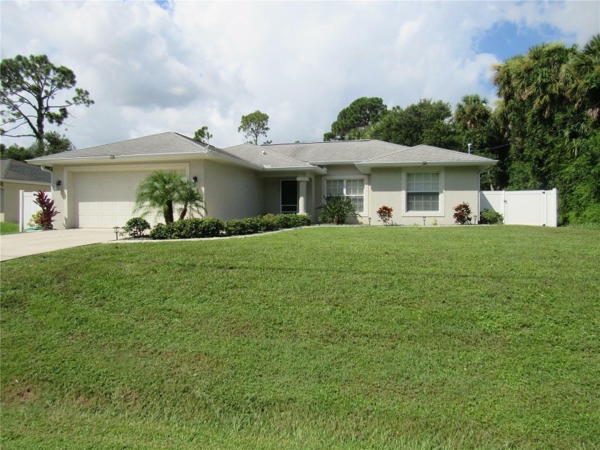 NEW ROOF COMING MID-JANUARY, 2025!    Move right in to this well - Beach Home for sale in North Port, Florida on Beachhouse.com