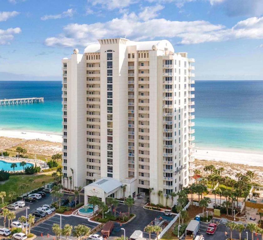 Beautiful 2 Bed, 2 Bath Gulf Front Condo/The Pearl of Navarre! - Beach Vacation Rentals in Navarre Beach, Florida on Beachhouse.com