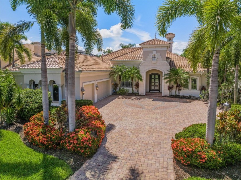 This is the one * WELCOME HOME TO GREYSTONE, ONE OF THE MOST - Beach Home for sale in Lakewood Ranch, Florida on Beachhouse.com