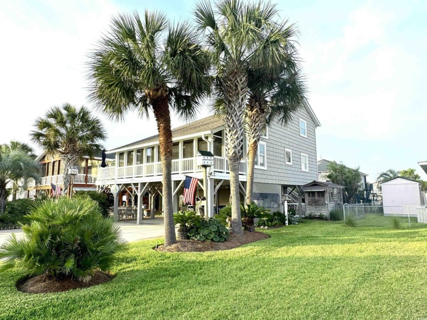 404 29th Ave. N., North Myrtle Beach, SC 29582 4 Bedrooms | 2 - Beach Home for sale in North Myrtle Beach, South Carolina on Beachhouse.com