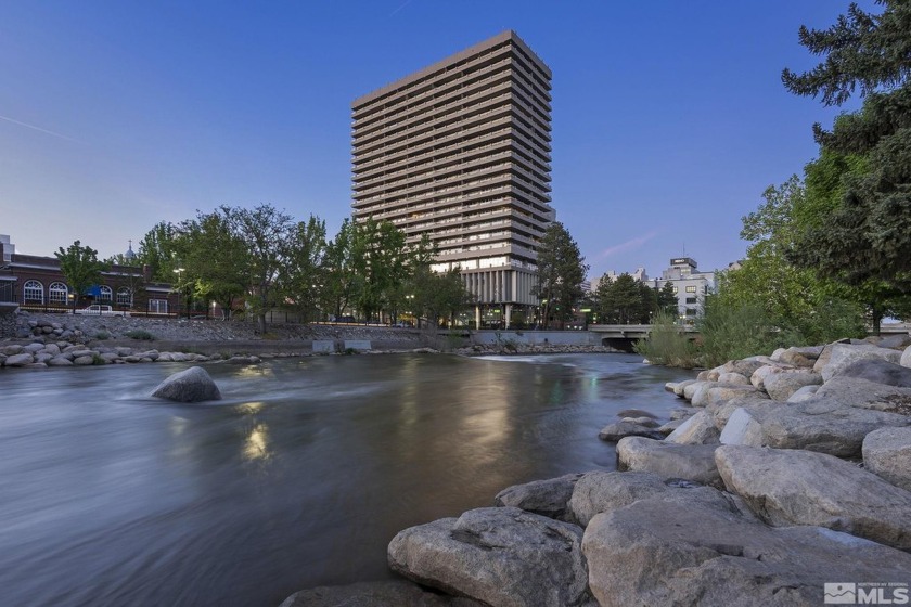 This charming studio at Arlington Towers is in the heart of - Beach Condo for sale in Reno, Nevada on Beachhouse.com