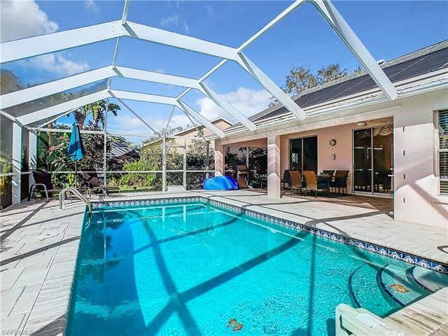 Welcome to a secret slice of paradise!!! This centrally located - Beach Home for sale in Naples, Florida on Beachhouse.com