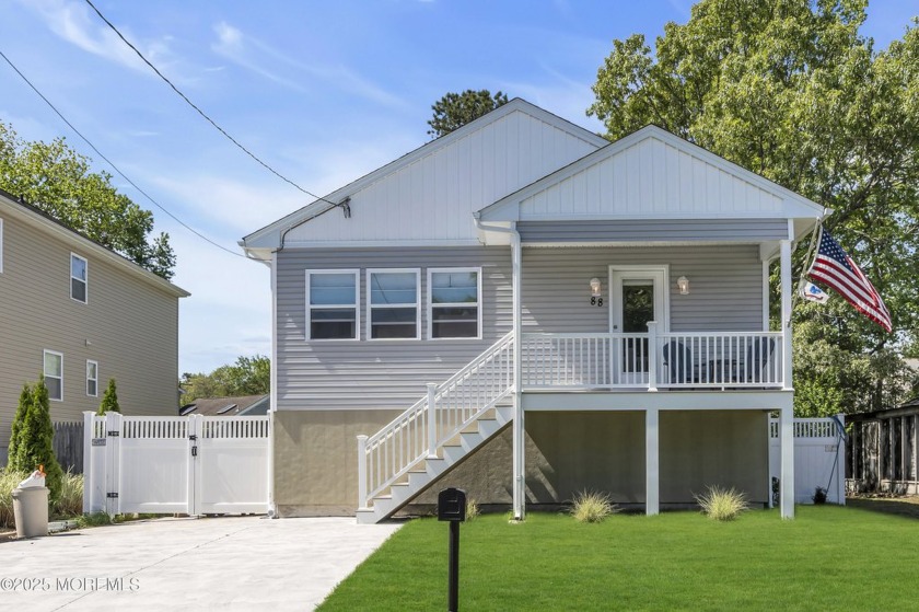 Wake up every day to spectacular, unobstructed water views that - Beach Home for sale in Waretown, New Jersey on Beachhouse.com