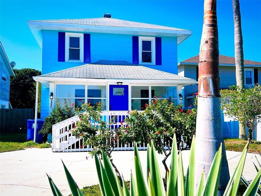 Your new 3-bedroom, 2-bath home ideally located in Magnolia - Beach Home for sale in St. Petersburg, Florida on Beachhouse.com