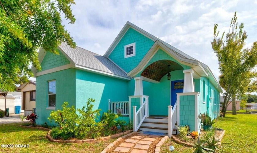 STUNNING Coastal style home on a deep salt water canal... Only - Beach Home for sale in Edgewater, Florida on Beachhouse.com
