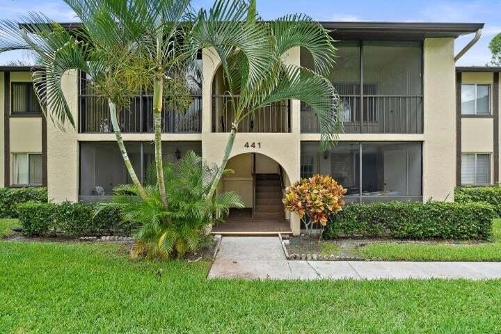 Welcome to this charming 55+ two-story condo located on the - Beach Condo for sale in Greenacres, Florida on Beachhouse.com
