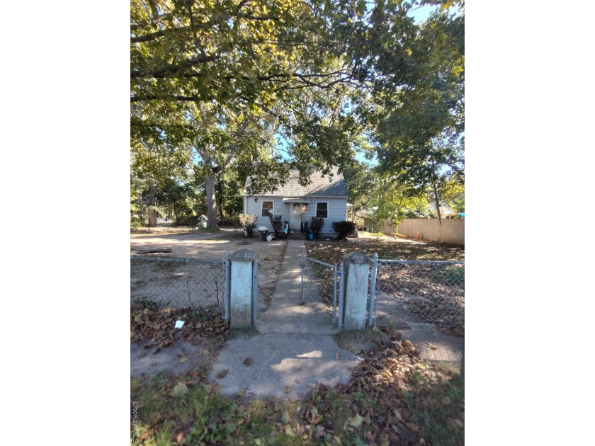 Calling all Investors! Great opportunity to own a fully rented - Beach Home for sale in Mastic Beach, New York on Beachhouse.com