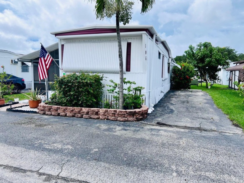 Located off Hallandale Beach Blvd in the desirable Green Acres - Beach Home for sale in Pembroke Park, Florida on Beachhouse.com