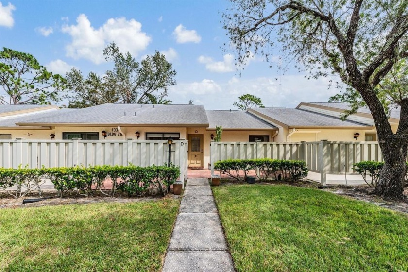 Welcome to the charming Deer Hollow community in Pine Ridge at - Beach Home for sale in Tarpon Springs, Florida on Beachhouse.com