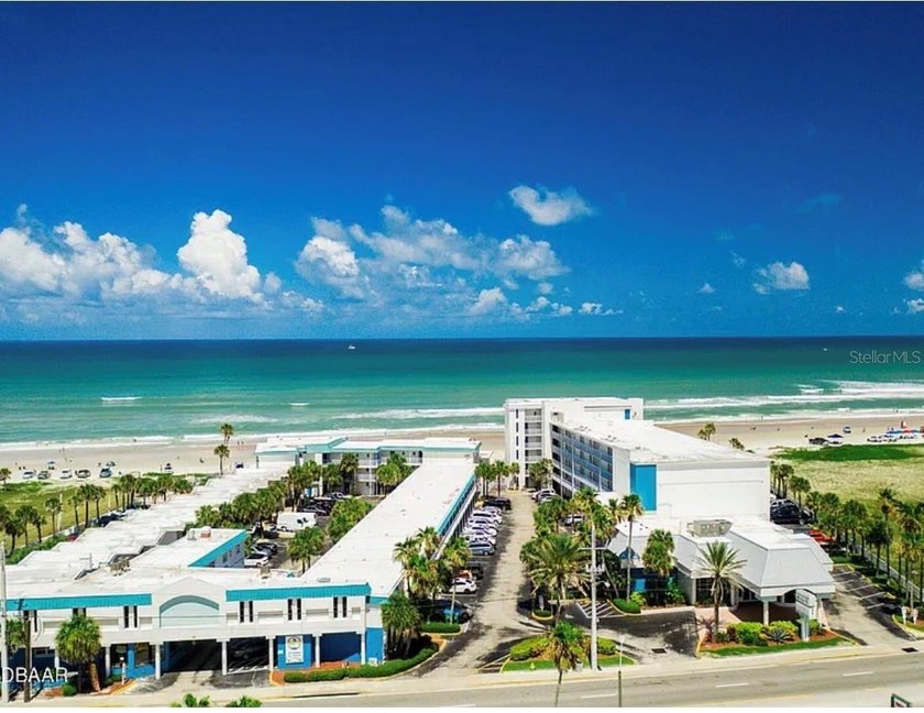 Outstanding opportunity in Ocean Jewels.  Park directly in front - Beach Condo for sale in Daytona Beach, Florida on Beachhouse.com