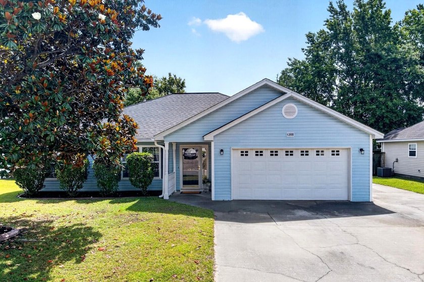 Updated | Bonus Spaces | No HOA. Tucked peacefully into the - Beach Home for sale in Hanahan, South Carolina on Beachhouse.com