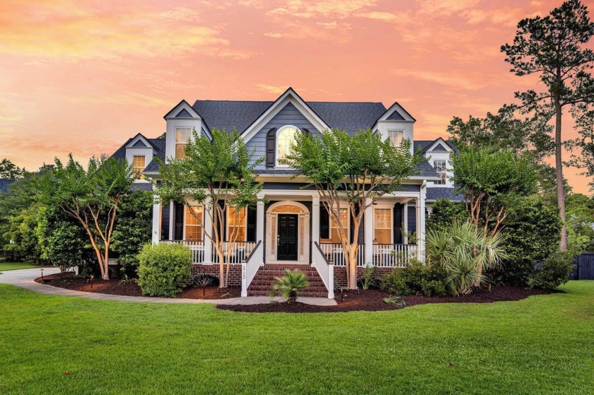 Welcome to 2720 Oak Manor Drive, a refined Southern sanctuary - Beach Home for sale in Mount Pleasant, South Carolina on Beachhouse.com
