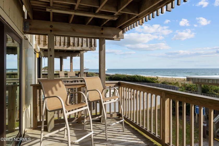 New updates! Kitchen, bathrooms. and flooring have all had some - Beach Condo for sale in Emerald Isle, North Carolina on Beachhouse.com