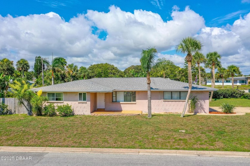 This beachside pool home is coming onto the market for the first - Beach Home for sale in Daytona Beach, Florida on Beachhouse.com