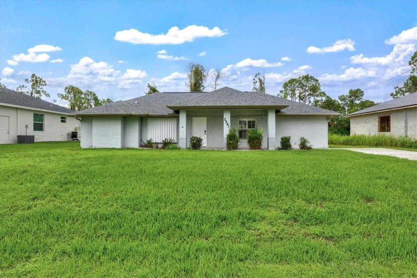 Under contract-accepting backup offers. This newly roofed - Beach Home for sale in North Port, Florida on Beachhouse.com