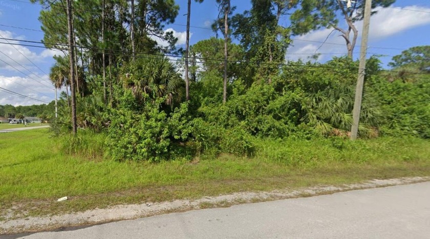 Great buildable lot in the heart of Southwest Palm Bay.  Close - Beach Lot for sale in Palm Bay, Florida on Beachhouse.com