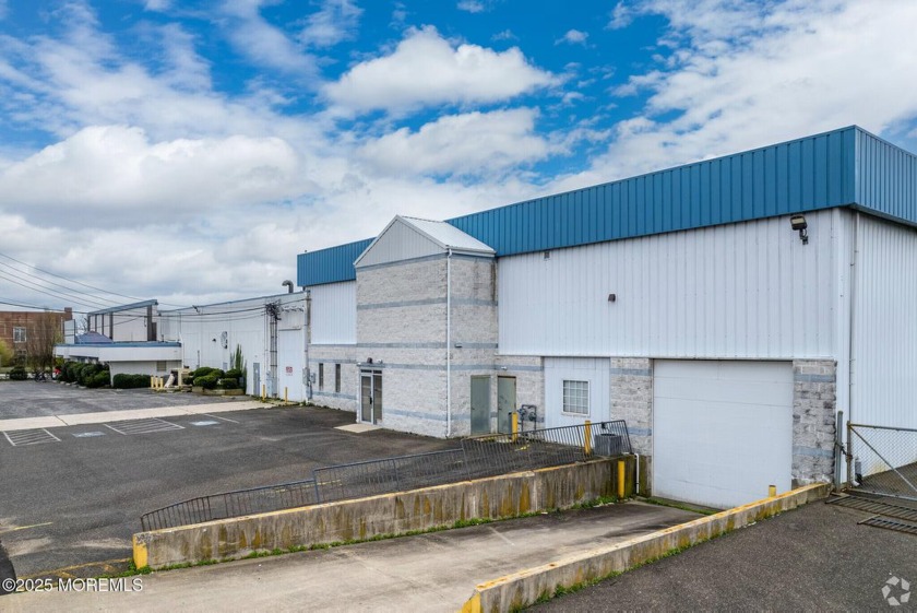 Versatile 52,000 SF GC-Zoned Facility in Pleasantville, NJ - - Beach Acreage for sale in Pleasantville, New Jersey on Beachhouse.com