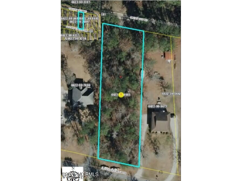 Nice lot with views of the Pamlico River in a great, friendly - Beach Lot for sale in Washington, North Carolina on Beachhouse.com