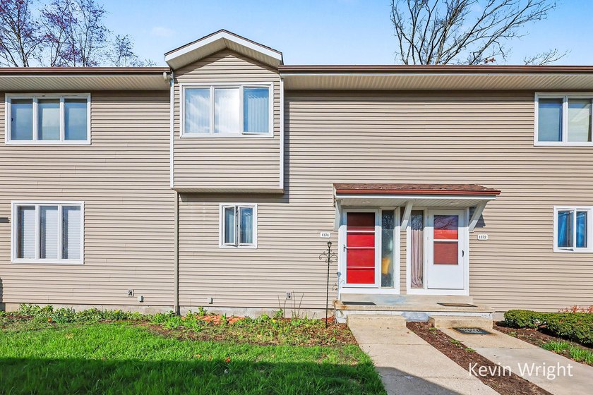 Welcome to this move-in ready 2-bedroom, 1.5-bath condo located - Beach Condo for sale in Muskegon, Michigan on Beachhouse.com