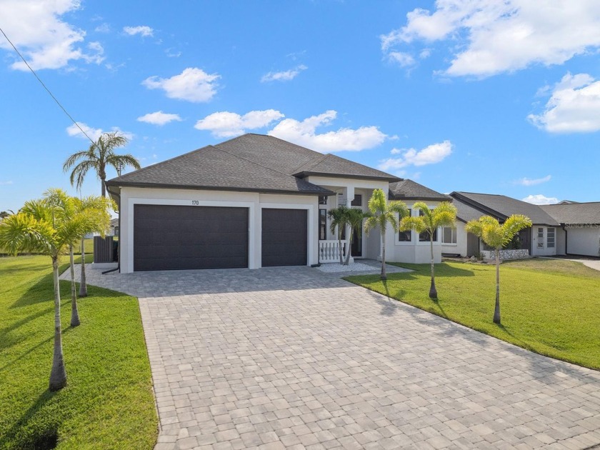 This stunning 3-bedroom, 3-bath residence located in a Golf - Beach Home for sale in Rotonda West, Florida on Beachhouse.com