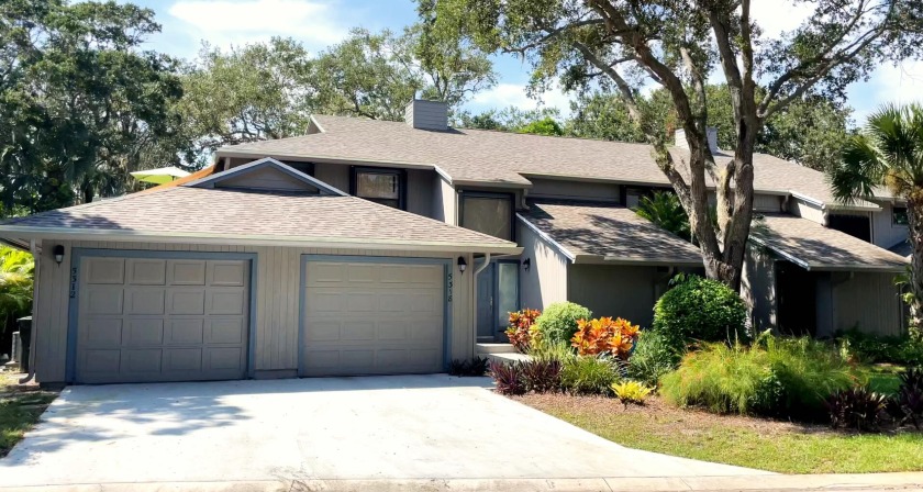 This 1st-floor, 3BR/2BA Condo comes with a garage and a spacious - Beach Condo for sale in Stuart, Florida on Beachhouse.com