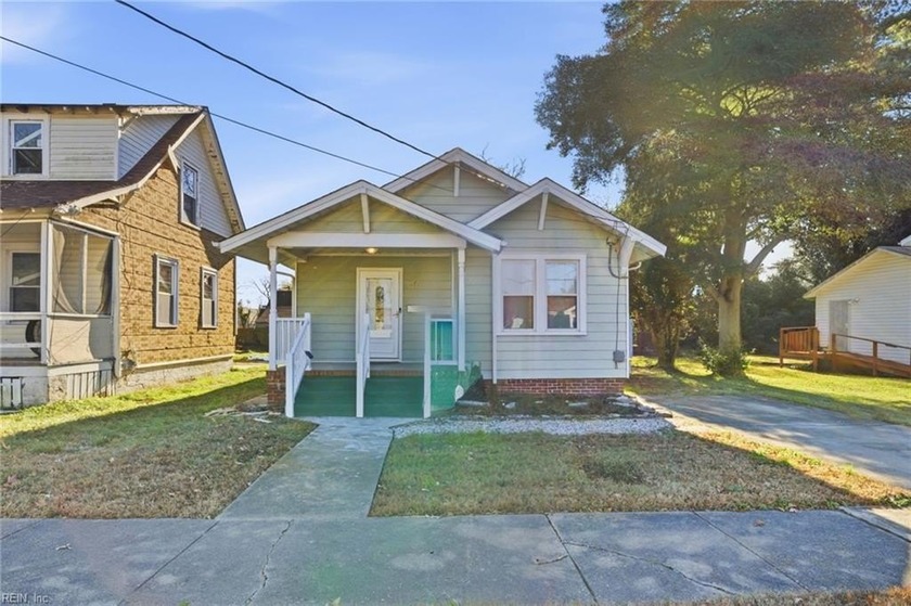 Welcome to 2717 Victoria Ave, a charming 3-bedroom, 1-bath home - Beach Home for sale in Norfolk, Virginia on Beachhouse.com