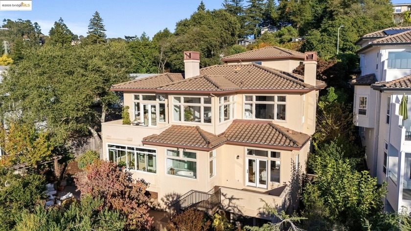 Sweeping Bay, Golden Gate & SF skyline views anchor this - Beach Home for sale in Oakland, California on Beachhouse.com