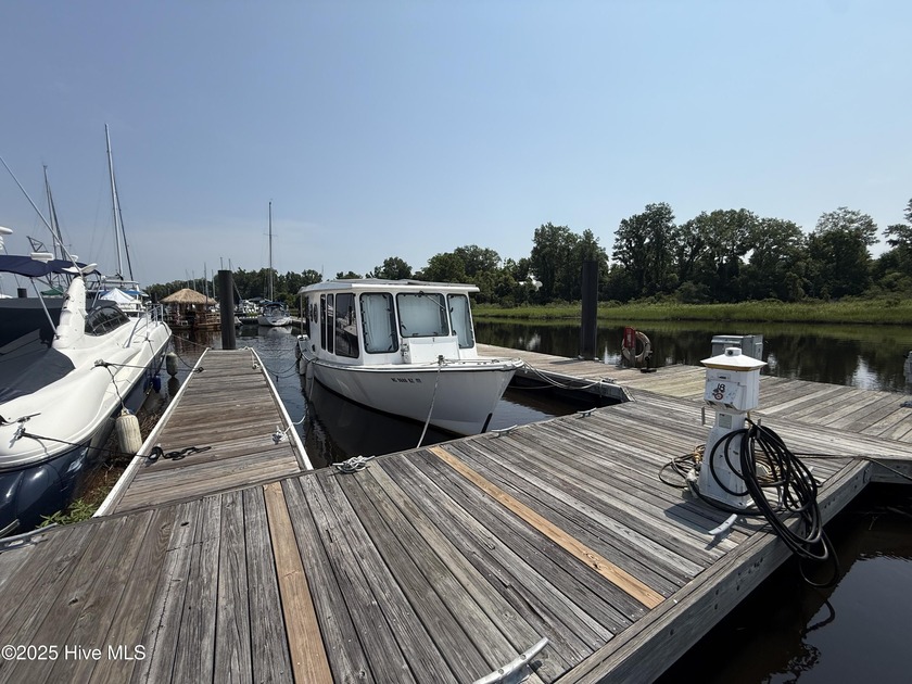 LIVE ABOARD allowed for owners and renters. Short & Long term - Beach Lot for sale in Wilmington, North Carolina on Beachhouse.com