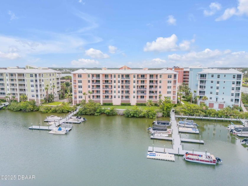 Direct Waterfront 3bdr, 2ba condo home over looking the boat - Beach Condo for sale in New Smyrna Beach, Florida on Beachhouse.com