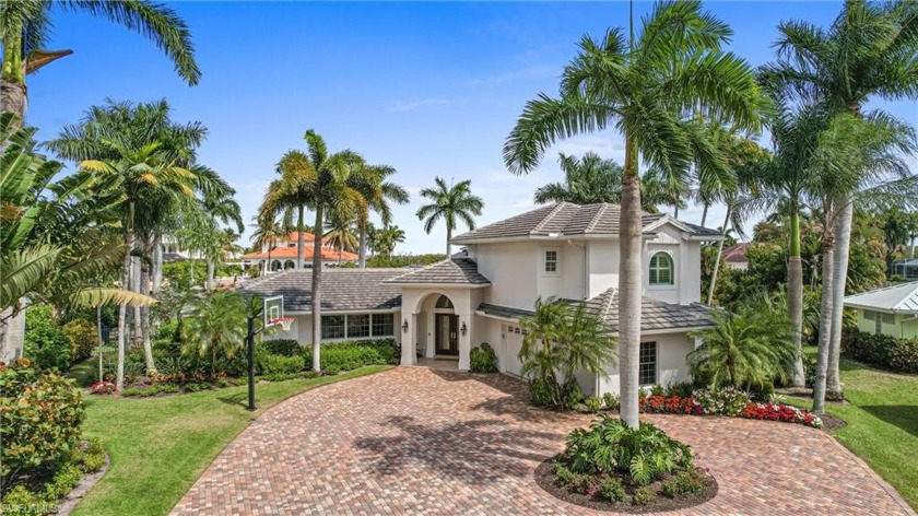 The largest waterfront lot avail in Royal harbor over a half an - Beach Home for sale in Naples, Florida on Beachhouse.com