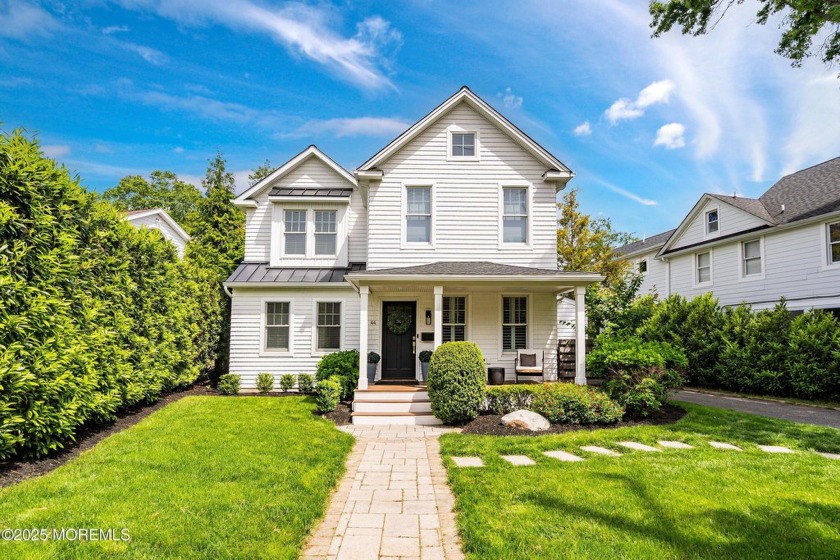 This beautifully updated & thoughtfully designed 4/5 BR Modern - Beach Home for sale in Rumson, New Jersey on Beachhouse.com